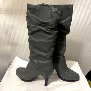 Stylish TCHO CO Gray Leather Heeled Boots - Made in Brazil